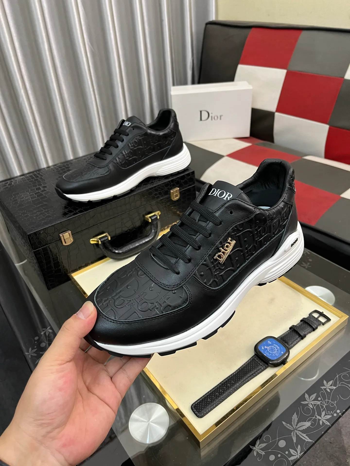 Men's Men's Shoes 💰440⌚️⌚️《DIOR*》The latest and most popular casual shoes, top brand [seduce] luxury~purchasing agent, top~quality. [Strong] The upper is made of imported breathable cowhide with woven material ➕ breathable sheepskin feet (•) and fine workmanship. Original stylish and stylish soft rubber wear-resistant and non-slip outsole, light and comfortable on the foot, size: 38-443️⃣colors available